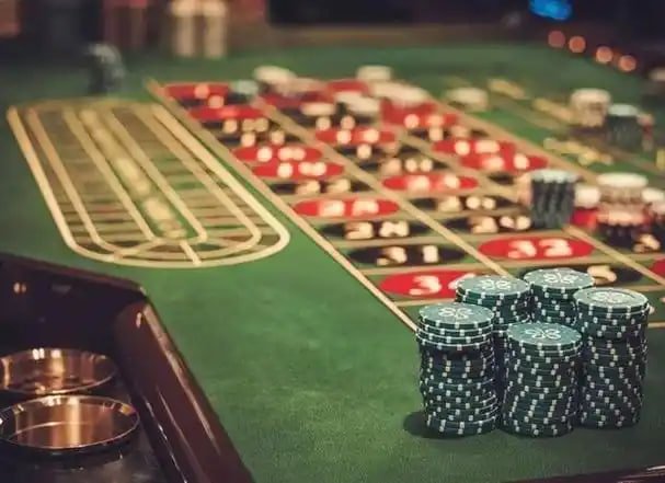 Perbandingan navigasi rapi di halaman svip8